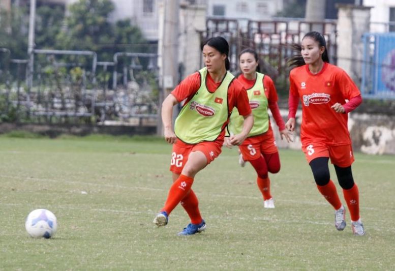 Cầu thủ Việt kiều bị loại khỏi tuyển nữ Việt Nam