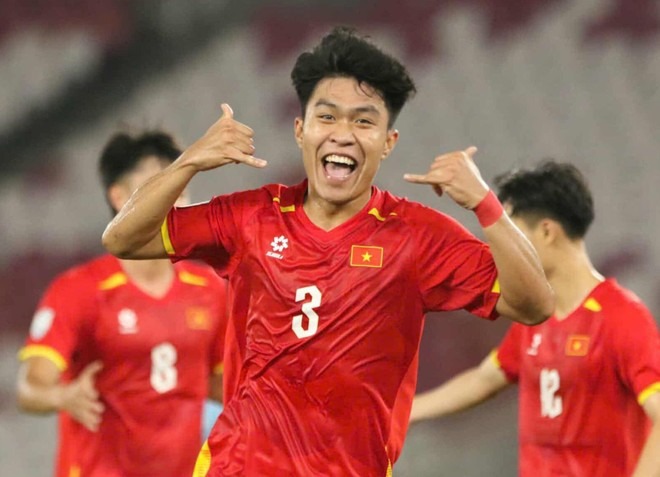 CLB Công an Hà Nội chiêu mộ Lý Đức
