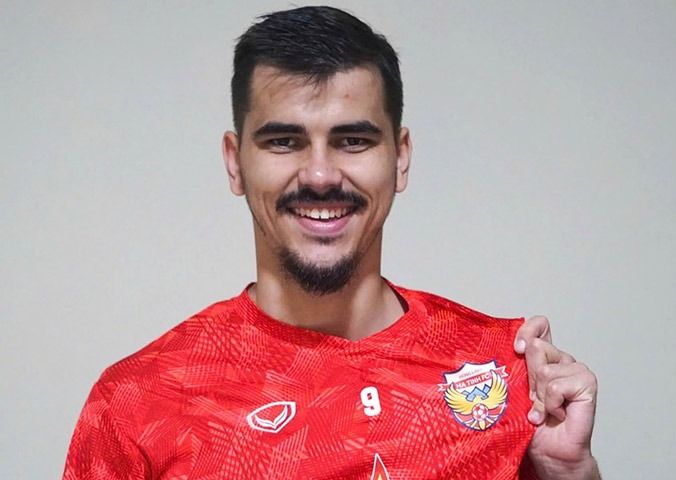 Ngoại binh triệu đô cập bến V-League