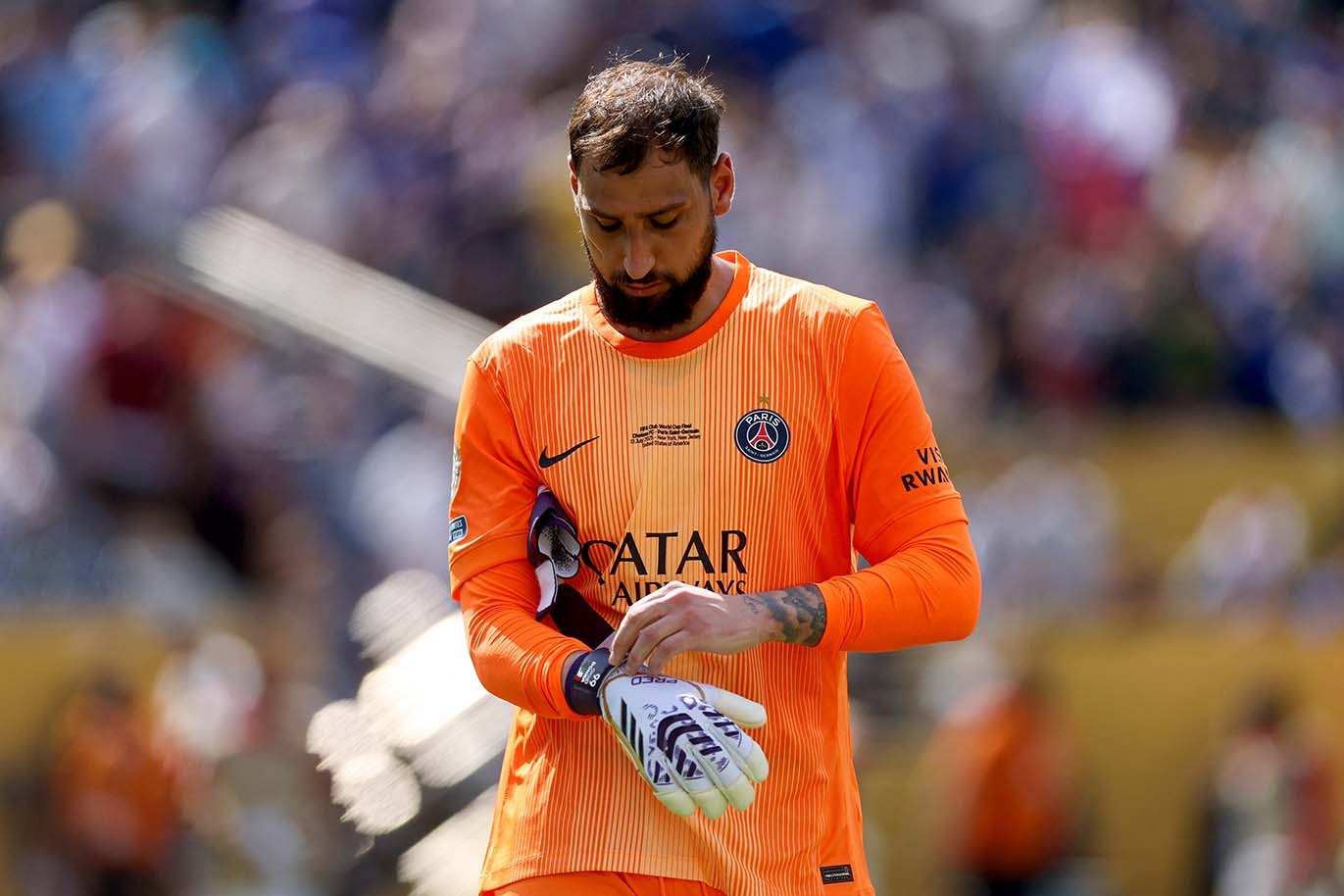 72 ngày từ đỉnh vinh quang tới vực sâu: Bi kịch Donnarumma ở PSG