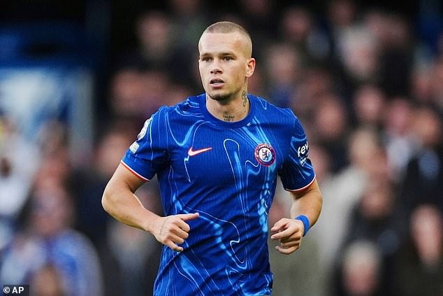 Sự thật vụ ngôi sao Chelsea bỏ bóng đá sang thi đấu điền kinh