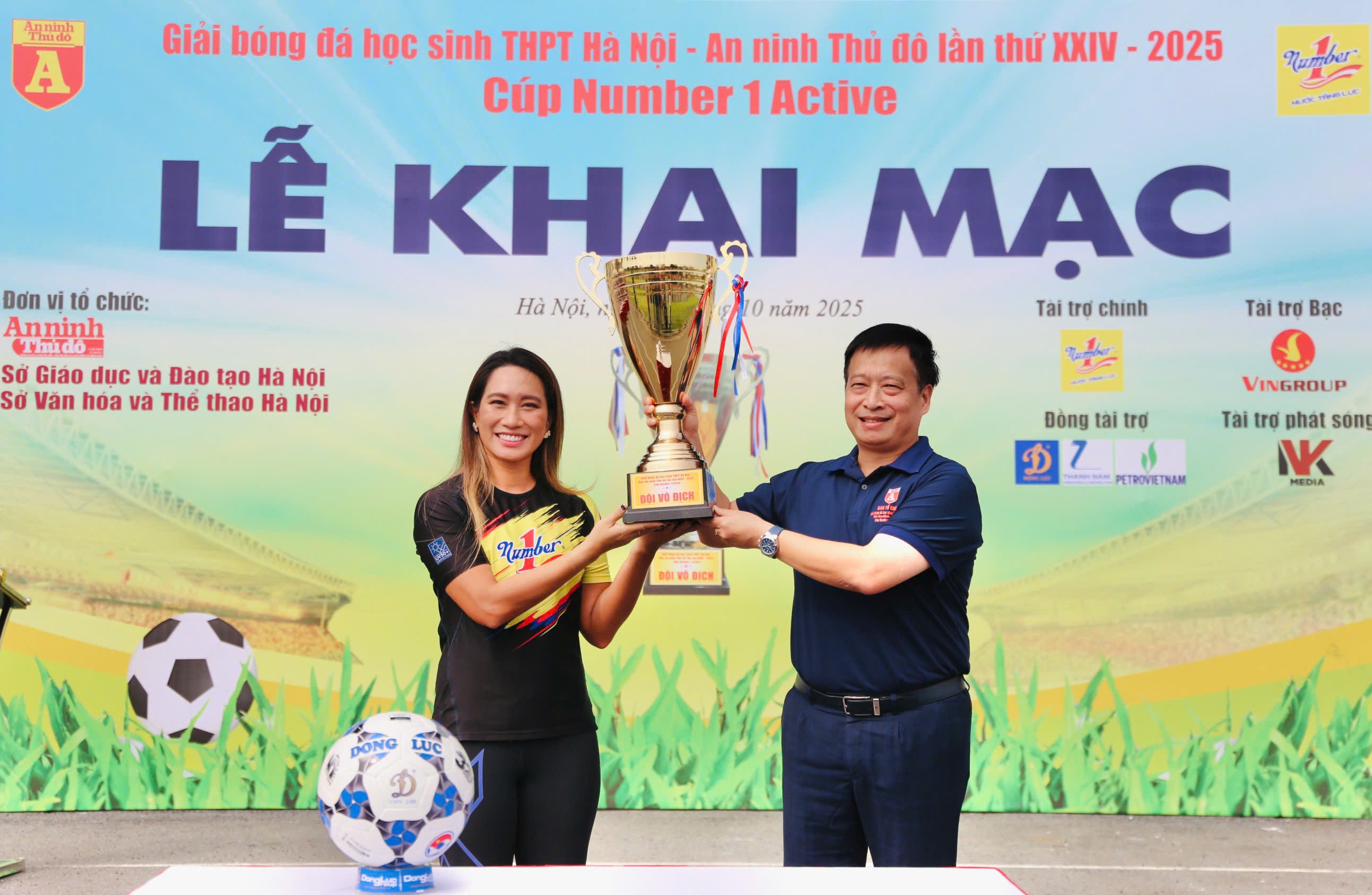 Giải bóng đá học sinh THPT Hà Nội - An ninh Thủ đô 2025 chính thức khai mạc