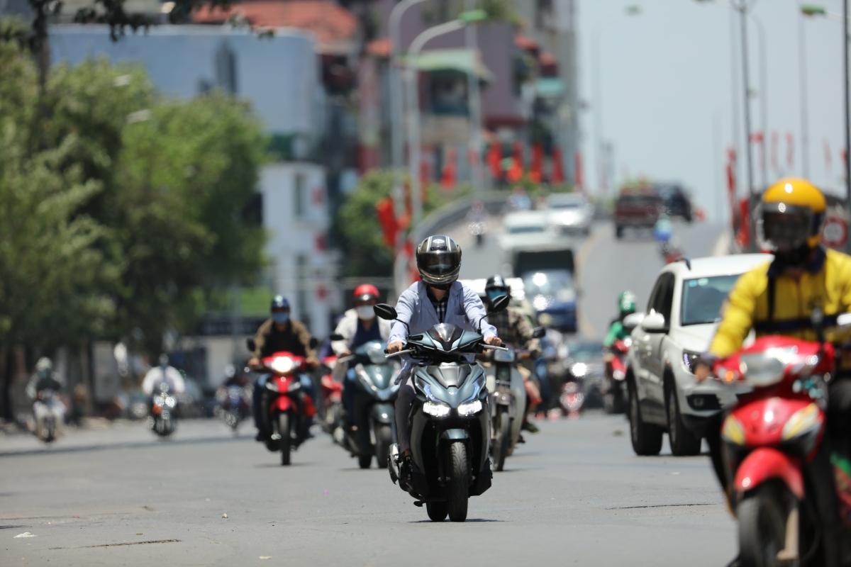 Bắc bộ, Trung bộ nắng nóng gay gắt trước khi có mưa giông vào cuối tuần