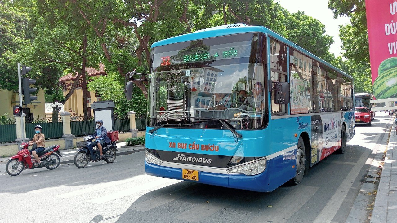 20 tuyến buýt kết nối các ngả đến Trung tâm hội chợ triển lãm quốc gia