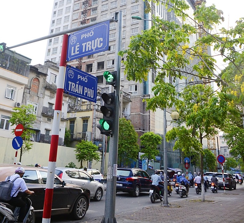 Tổ chức giao thông 1 chiều trên phố Lê Trực, phương tiện lưu ý