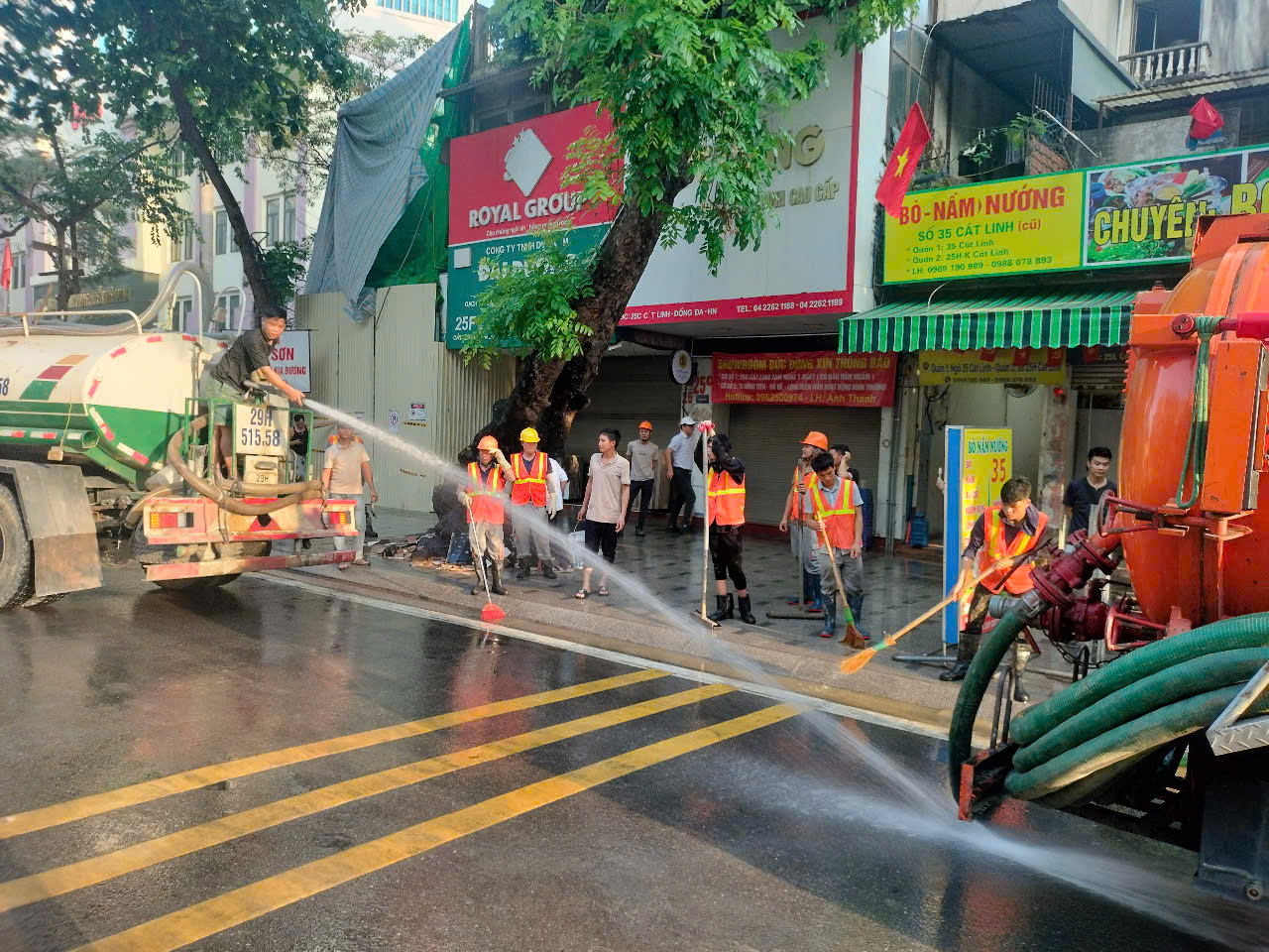 Hiện tượng hỗn hợp bùn metro Nhổn - ga Hà Nội phun trào trên phố Cát Linh đã kết thúc