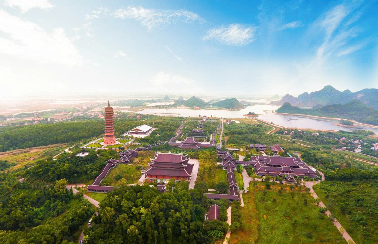 Đề xuất xây sân bay quốc tế ở Ninh Bình: Cân nhắc hết sức thận trọng, coi chừng lãng phí