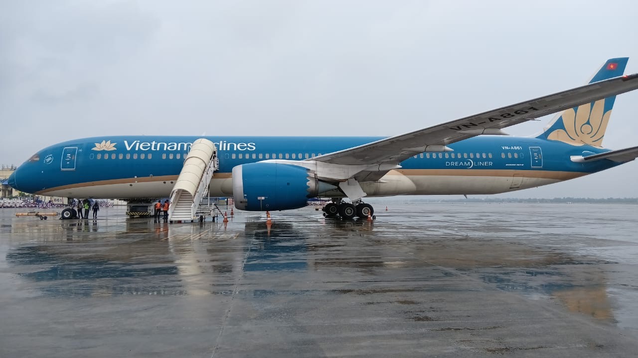 Máy bay Vietnam Airlines về Nội Bài phải chuyển hướng hạ cánh khẩn xuống Ấn Độ