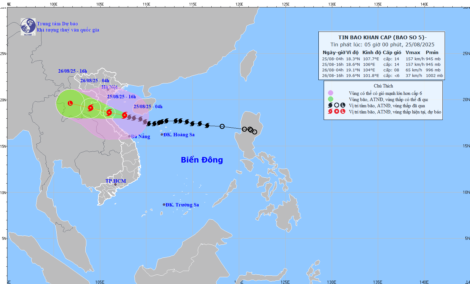Bão số 5 giật cấp 17 áp sát đất liền Hà Tĩnh-Quảng Trị, đổ bộ vào chiều nay