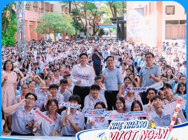Khởi động chương trình “Tiếp sức mùa thi” năm 2025
