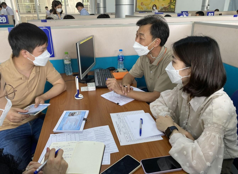 Miễn xử phạt lao động cư trú bất hợp pháp tại Hàn Quốc tự nguyện về nước