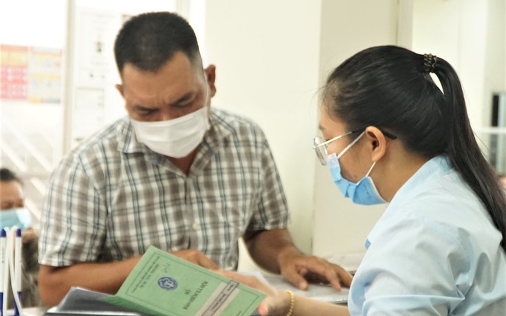 Chủ hộ kinh doanh đang hưởng lương hưu không phải tham gia bảo hiểm xã hội bắt buộc