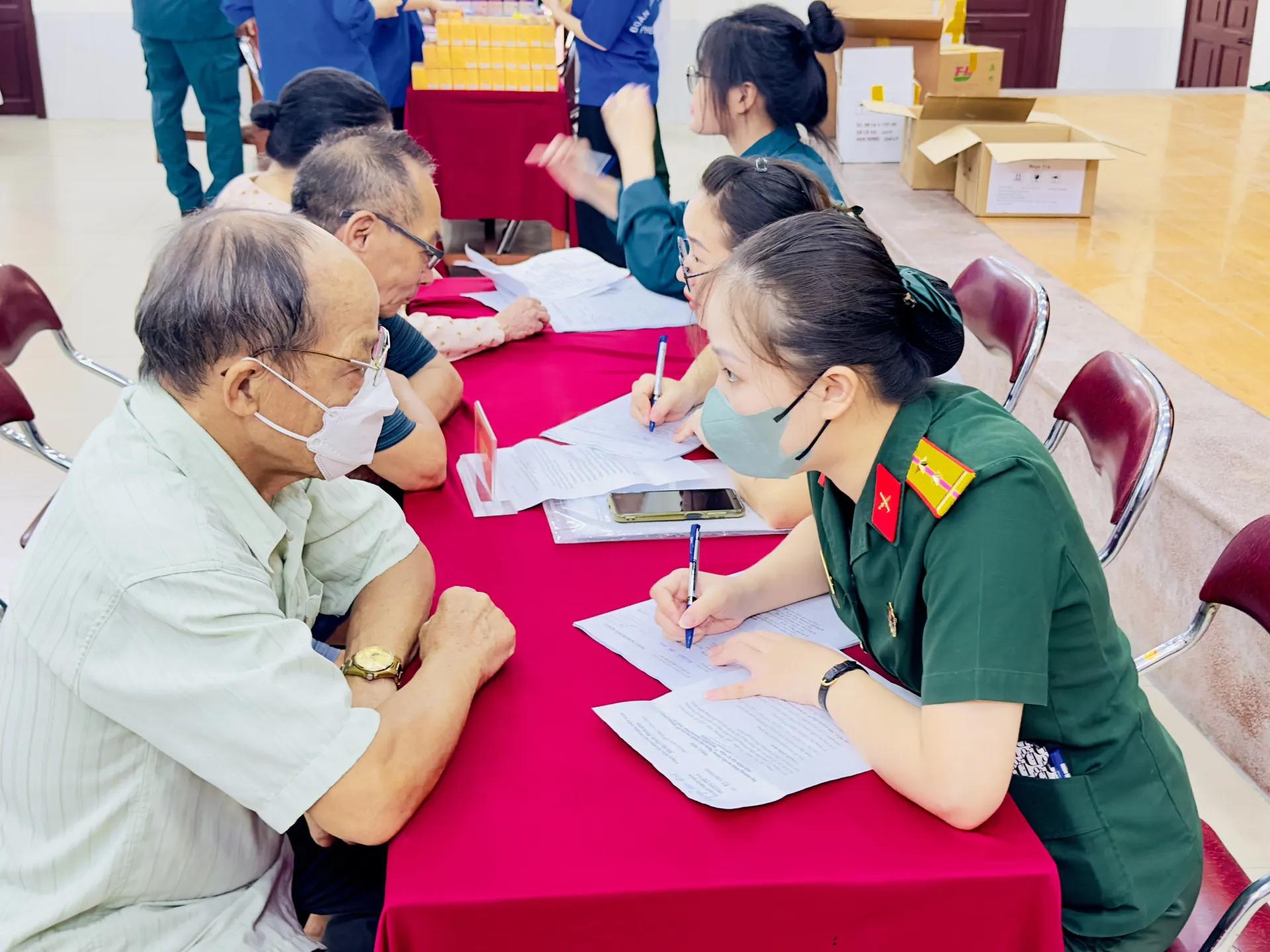 Hà Nội chi hơn 1.500 tỷ đồng cho công tác ưu đãi người có công