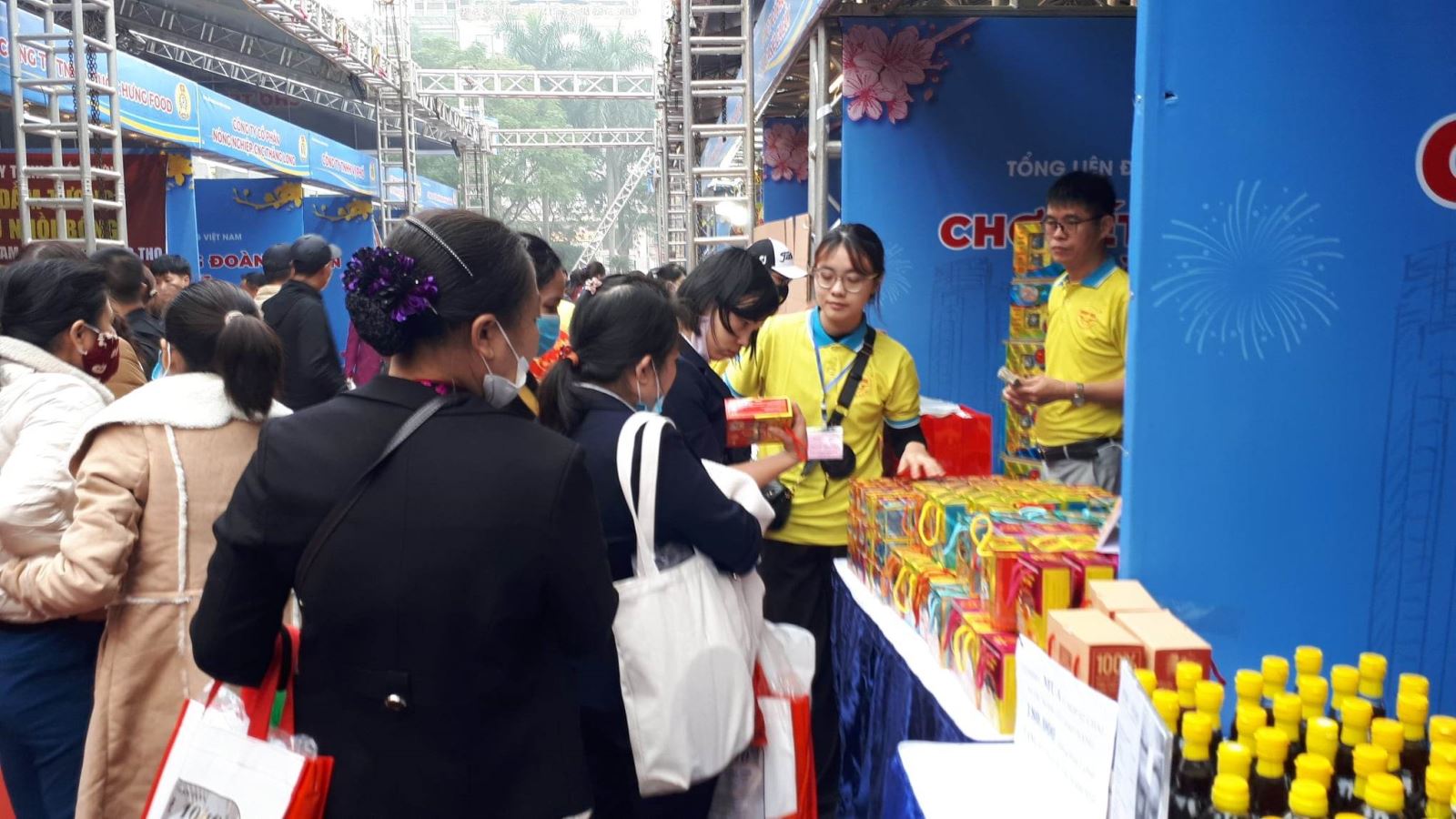 Hà Nội: Nhiều hoạt động chăm lo cho người lao động dịp Tết Bính Ngọ 2026