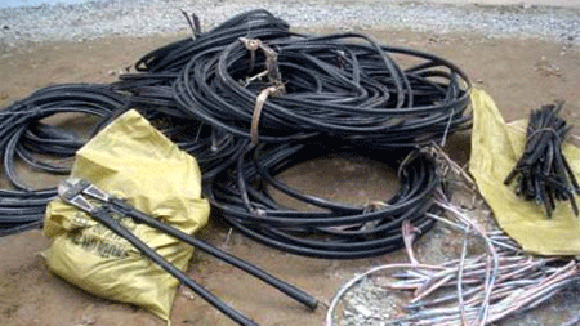Ổ nhóm cắt trộm dây cáp ngầm, gây thiệt hại 3 tỷ
