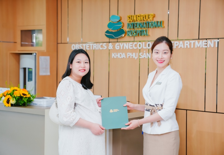 Bệnh viện Mặt Trời chào đón em bé đầu tiên từ thai kỳ nguy cơ cao