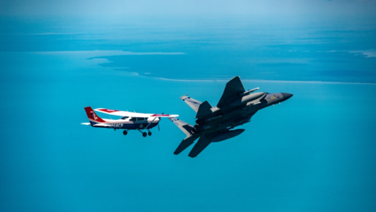 Chiến đấu cơ F-16 Mỹ chặn máy bay khả nghi gần câu lạc bộ golf của Tổng thống Trump