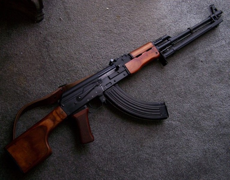 Sức mạnh kinh hoàng của súng trung liên RPK Nga