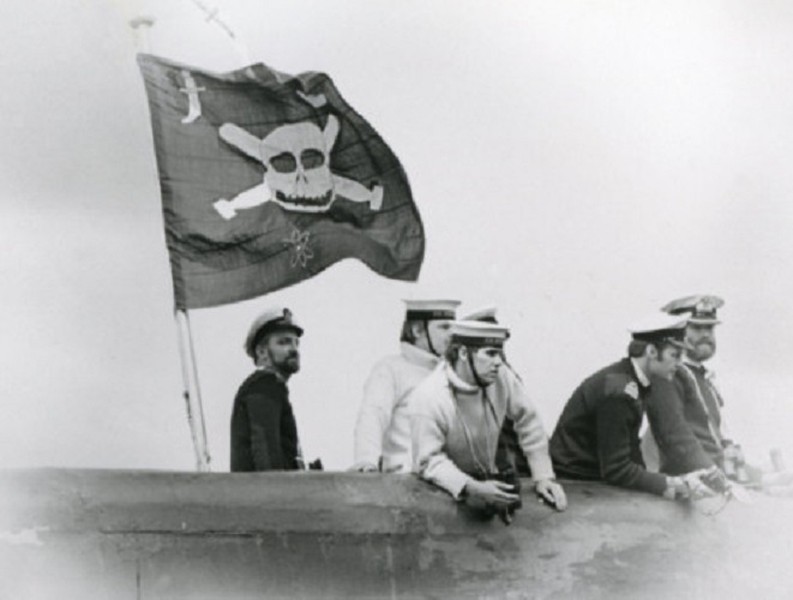 Bí ẩn xung quanh tàu ngầm hiện đại bậc nhất của Mỹ bỗng nhiên treo cờ 