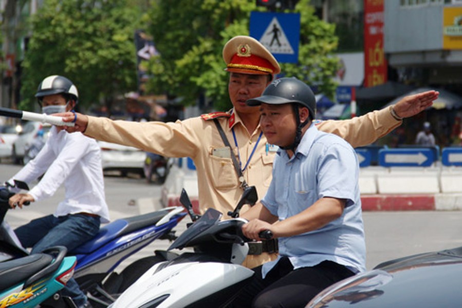Cảnh sát Giao thông Hà Nội đội 