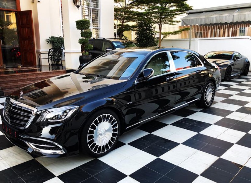 [ẢNH] Vẻ đẹp ma mị của siêu xe Maybach S650 14,5 tỷ đồng vừa về Việt Nam