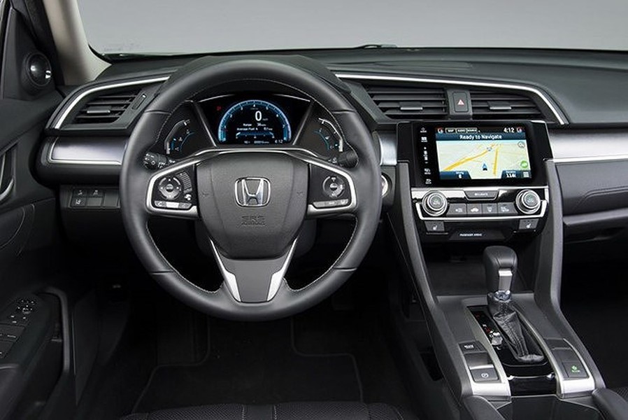 [ẢNH] Honda Civic 2019 cập bến Việt Nam, đại lý bắt đầu nhận cọc và bán ra ngay trong tháng 4