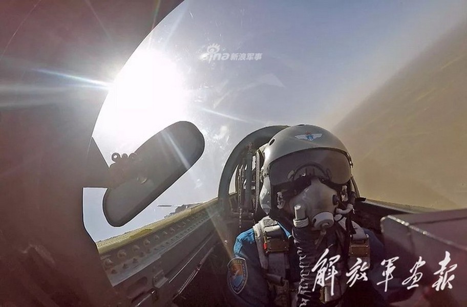 [ẢNH] Căng thẳng theo dõi cuộc tập trận cực lớn Red Sword 2018 của Không quân Trung Quốc