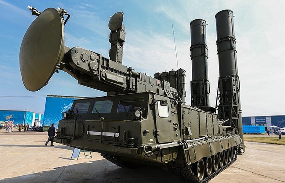 [ẢNH] Ukraine khoe tên lửa S-300V1 đủ sức đánh bại cả Iskander-M lẫn Kalibr