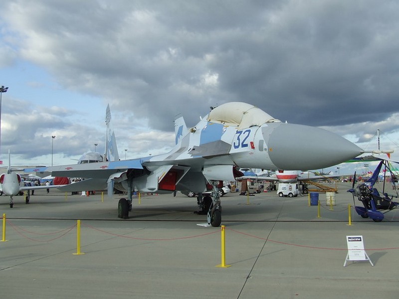 [ẢNH] Mỹ làm cách nào để có được cả phi đội Su-27, MiG-29 hiện đại của Liên Xô?