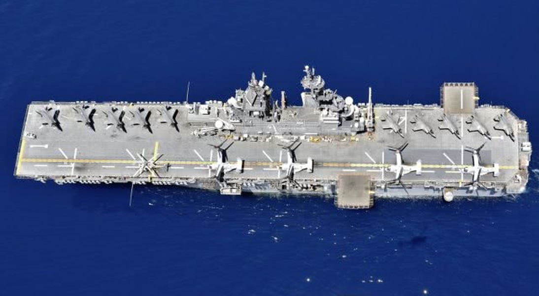 [ẢNH] Trung Quốc giật mình khi tàu đổ bộ tấn công Mỹ mang đầy F-35B tiến vào biển Đông