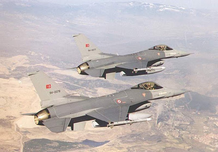 [ẢNH] Tiêm kích F-16 Thổ Nhĩ Kỳ tấn công phá hủy Buk-M2E và Pantsir-S1 Syria?