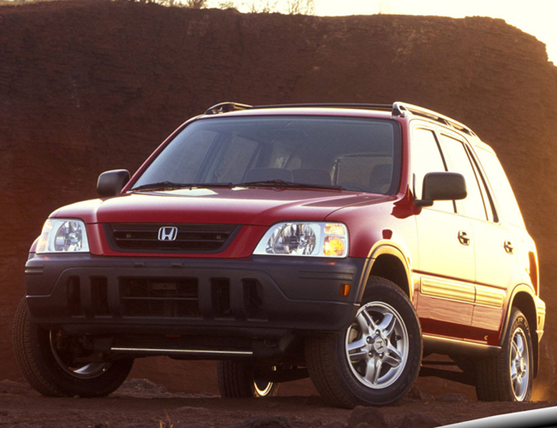 Điểm lại lịch sử dòng xe Honda CR-V, trước khi bản 7 chỗ ra mắt ngày mai
