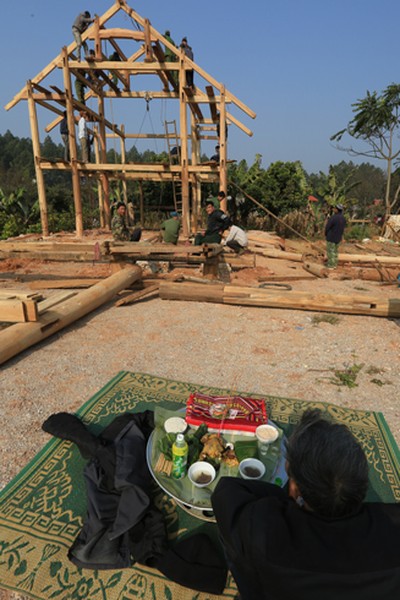Độc đáo cách làm nhà của đồng bào Thái ở Tây Bắc