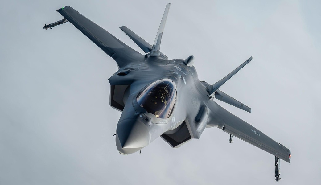 Mỹ dửng dưng khi UAE dọa hủy bỏ thương vụ F-35 và MQ-9 trị giá 24 tỷ USD vì Trung Quốc