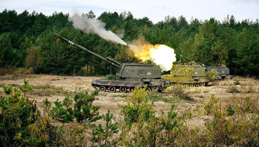 Giữa thời điểm nhạy cảm, quân đội Ukraine bất ngờ pháo kích dữ dội vào ly khai