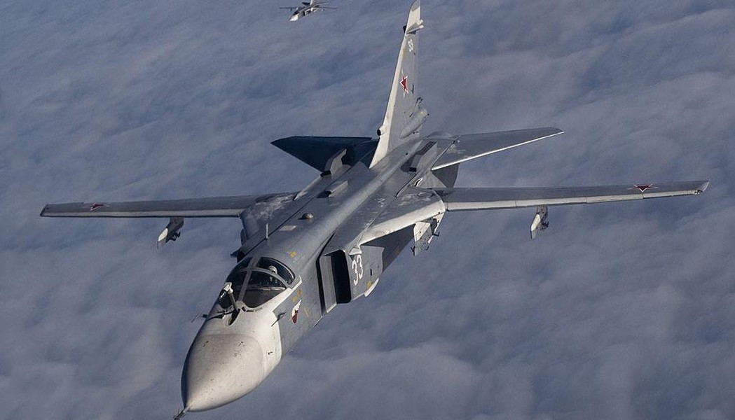 'Kiếm sĩ' Su-24 Nga diễn tập sơ tán khỏi bán đảo Crimea