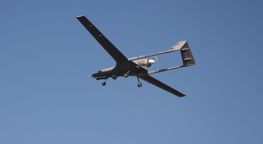 NATO bất đồng về chuyển giao tiêm kích, UAV Bayraktar TB2 cứu rỗi Ukraine