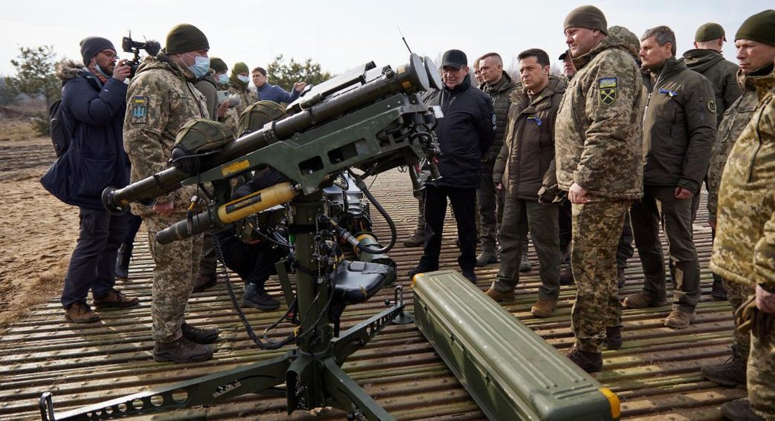 Mỹ cấp thêm 800 'sát thủ' Stinger cho Kiev, chiến trường Ukraine thêm ác liệt?