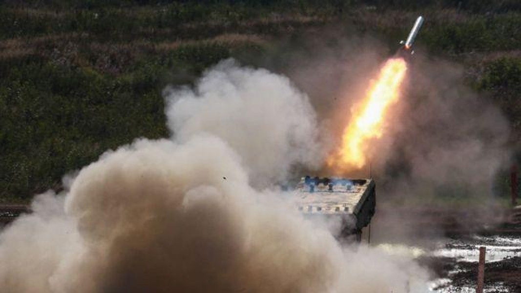 'Hỏa thần nhiệt áp' TOS-1A khai hỏa dữ dội bẻ gãy sức kháng cự tại Mariupol