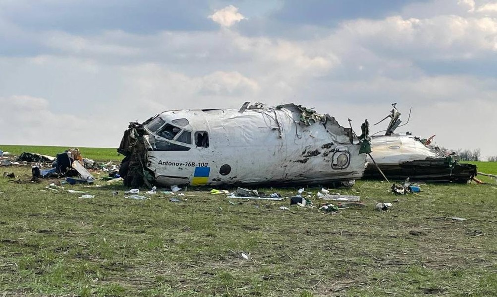 Vận tải cơ An-26 của Ukraine rơi ở khu vực phía Đông