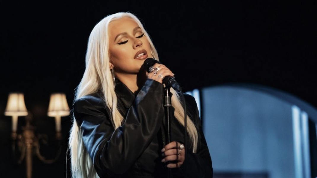 Ca sĩ Christina Aguilera đến Việt Nam, fan trông đợi màn trình diễn đẳng cấp Diva thế giới