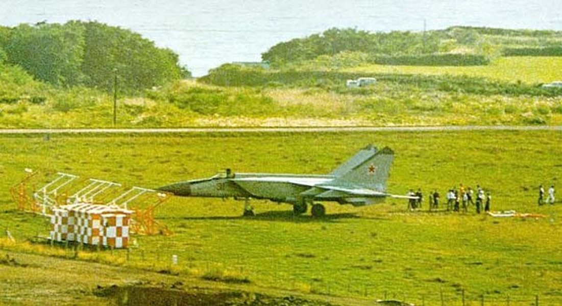 MiG-25 và cuộc đào tẩu thế kỷ (phần 1): Loại tiêm kích khiến phương Tây 'mất ăn mất ngủ'
