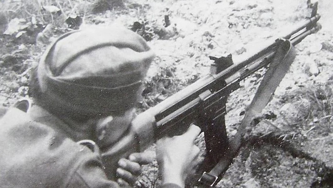 Stg-44, nguồn cảm hứng của mọi khẩu súng trường tấn công 
