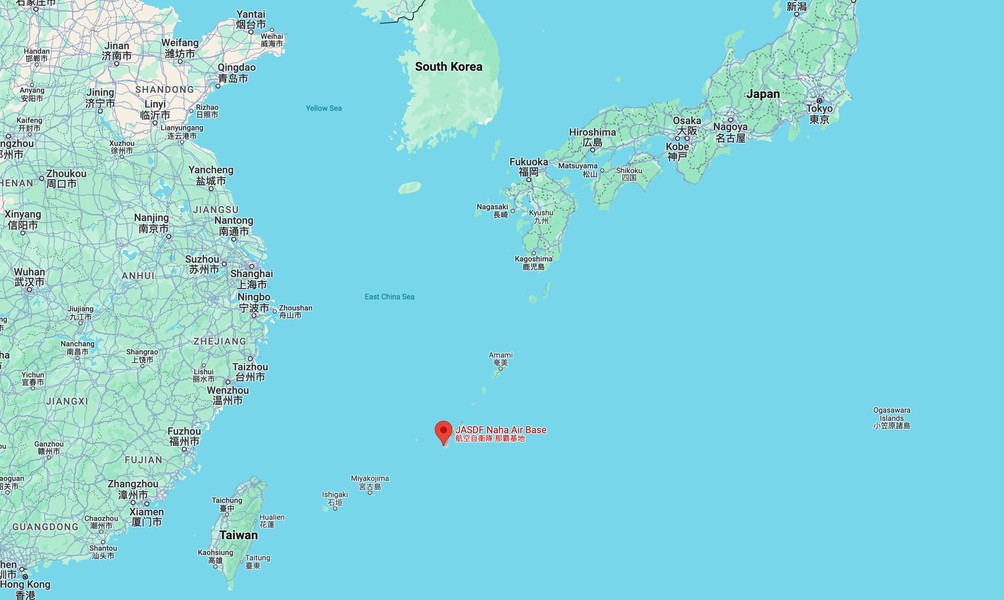Lo ngại sóng thần, tiêm kích F-15J Nhật Bản đồng loạt 'tràn' lên mặt đường