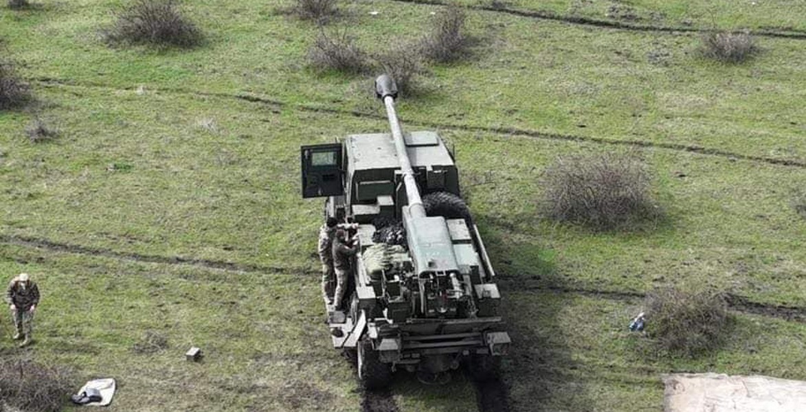 Cận cảnh pháo tự hành Bogdana Ukraine bị UAV Lancet Nga tập kích