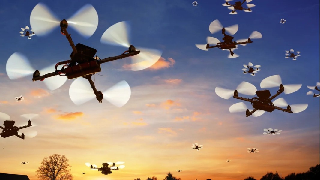 Anh phát triển vũ khí vô tuyến khắc chế bầy đàn drone