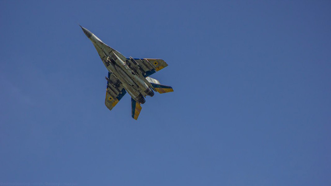 Tiêm kích MiG-29 Ukraine lần đầu trang bị siêu bom thông minh GBU-39 