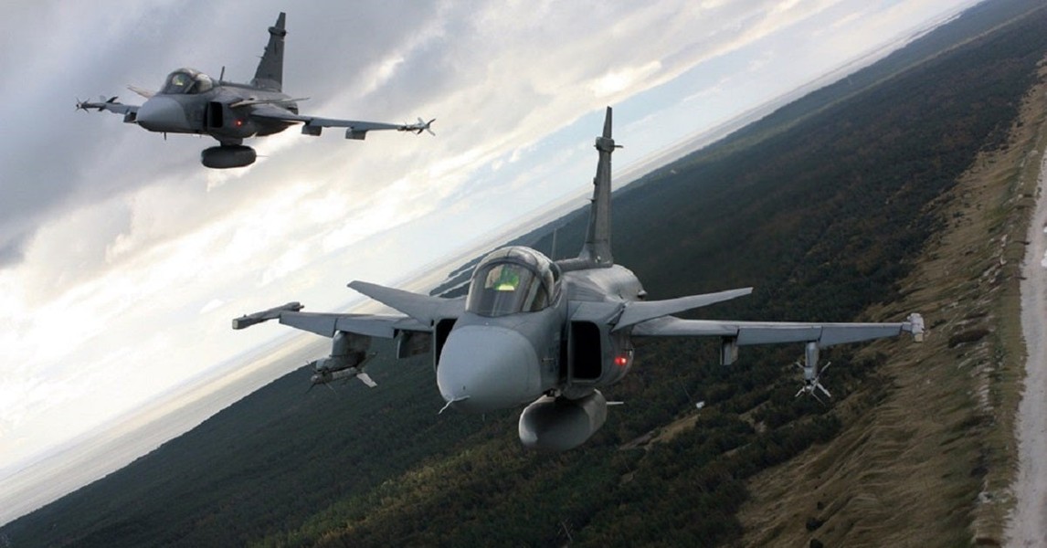 Lý do Thụy Điển hoãn chuyển tiêm kích Gripen cho Ukraine?