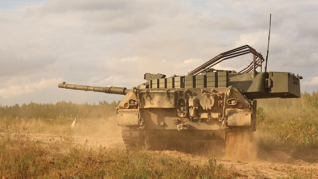 Xe tăng Leopard 1A5 'lột xác' dưới tay quân đội Ukraine