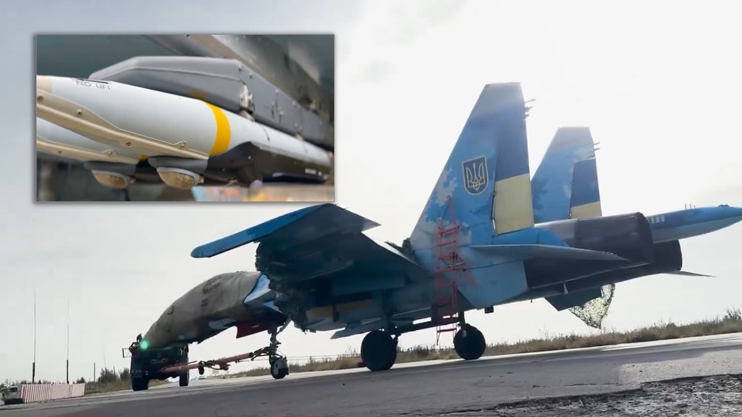 Su-27 Ukraine ném bom thông minh GBU-39 vào mục tiêu Nga